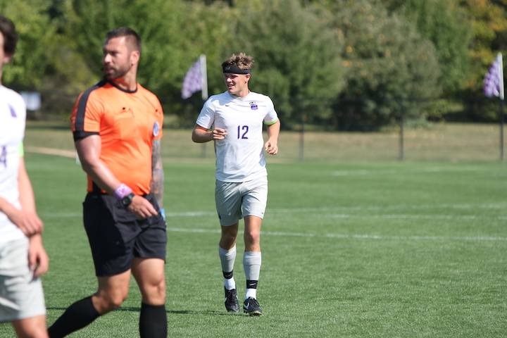 Will Bickel surveys the Lawrence attack during the Rams' home match against the Vikings on September 30, 2023
